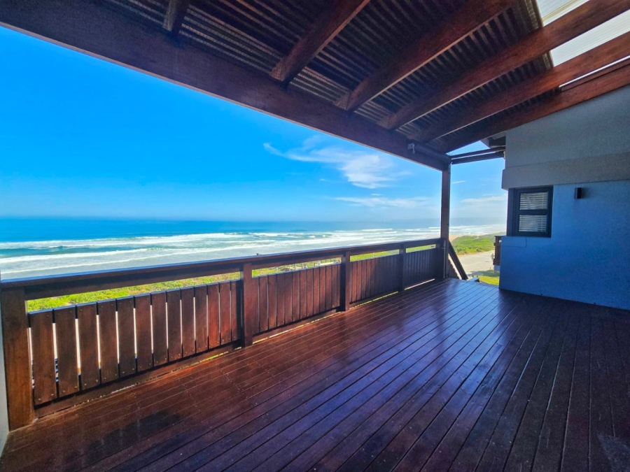 4 Bedroom Property for Sale in Kleinkrantz Western Cape